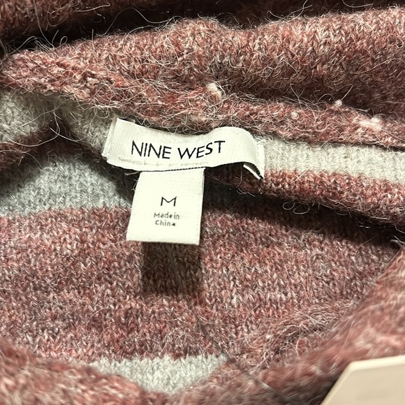 NWT Mauve striped glitter hooded sweater - Picture 3 of 7